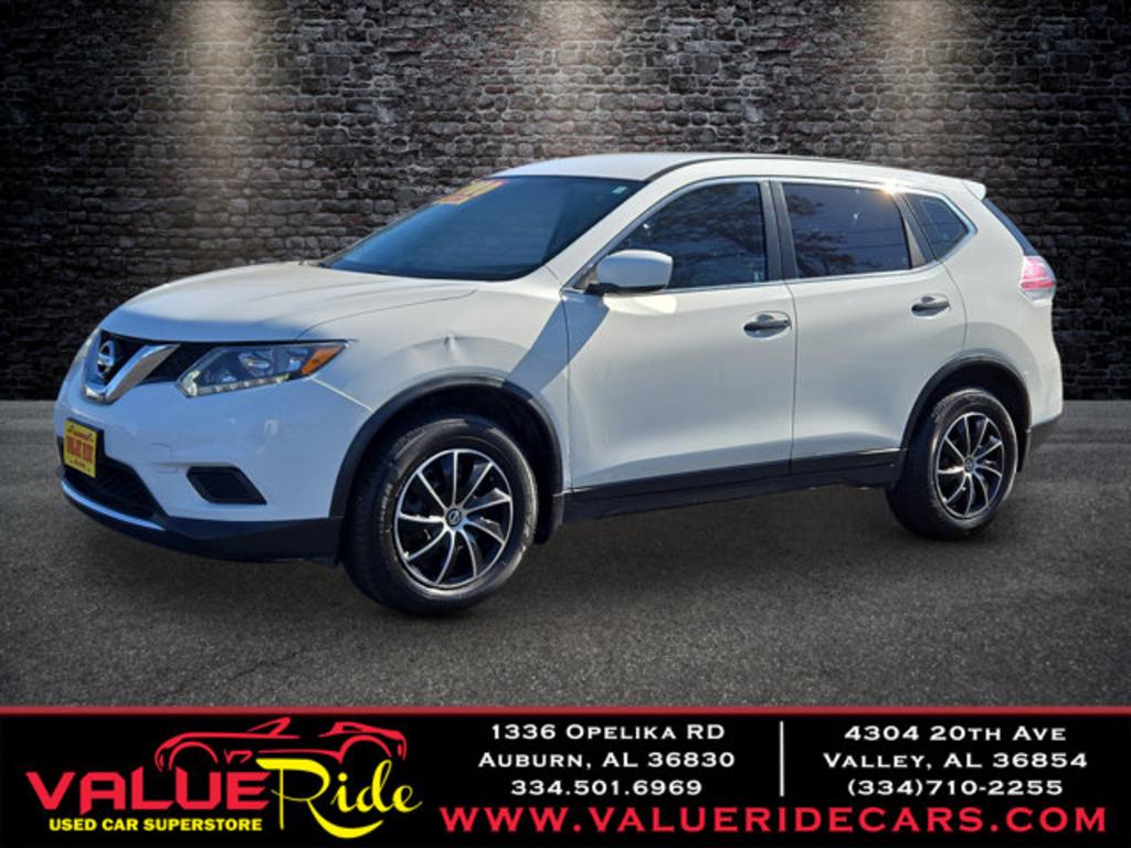 2016 Nissan Rogue S's photo