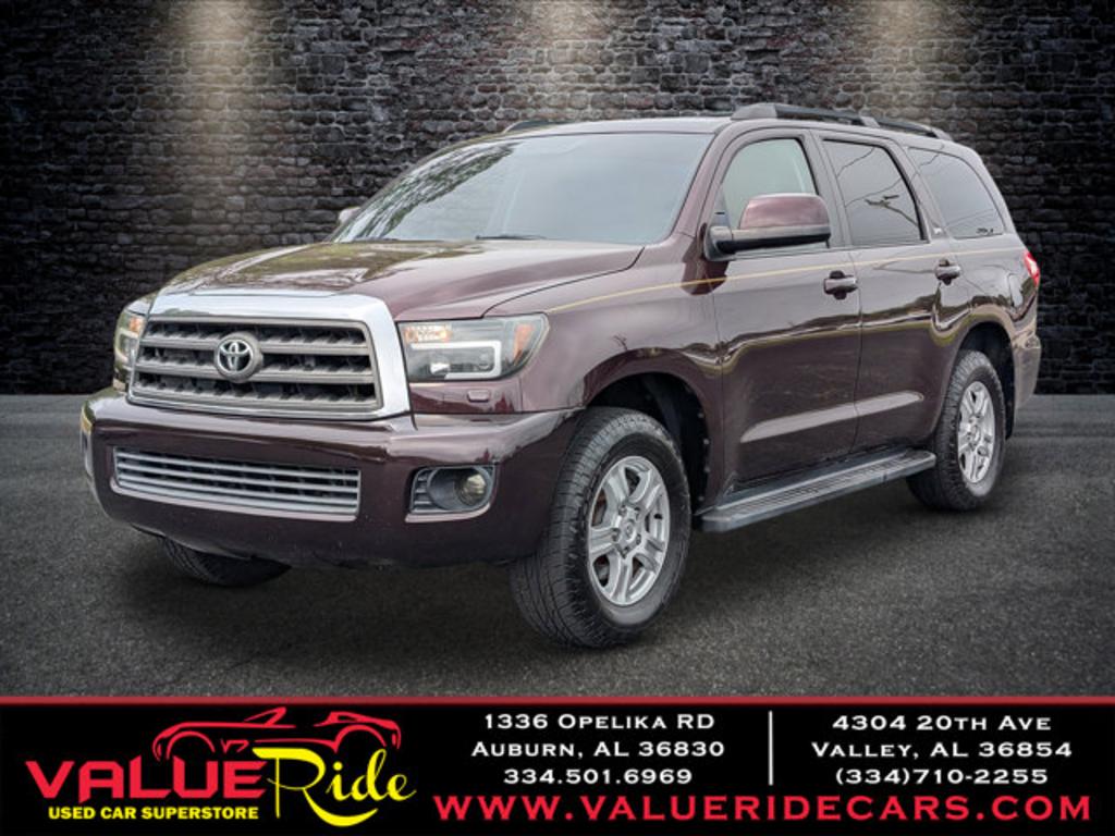 2014 Toyota Sequoia SR5's photo