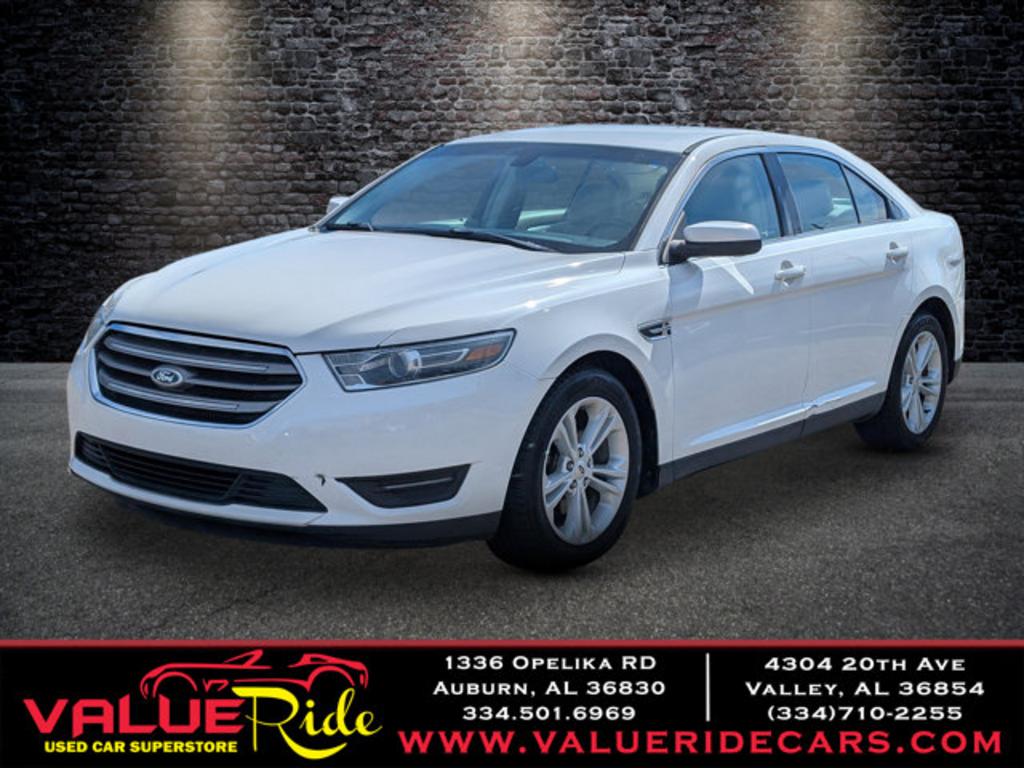 2016 Ford Taurus SEL