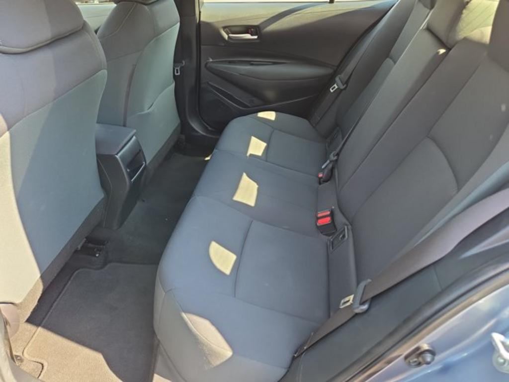 2021 Toyota Corolla LE - Photo 14
