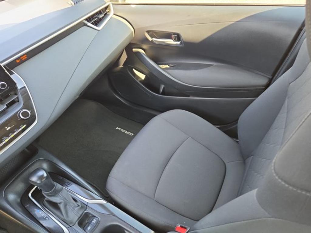 2021 Toyota Corolla LE - Photo 16