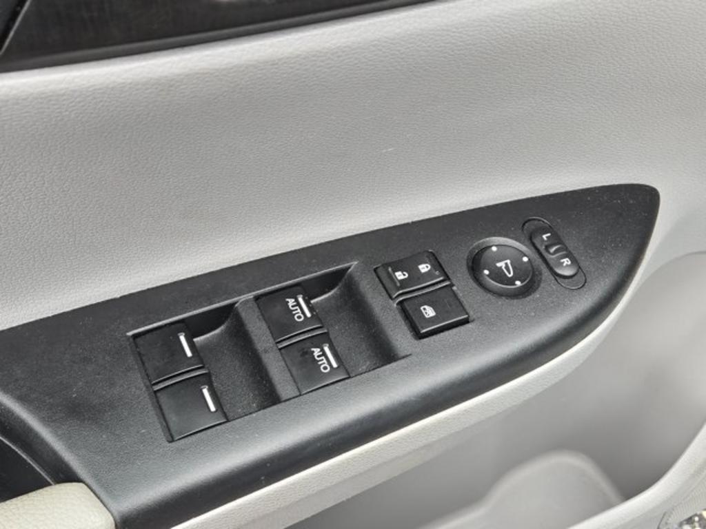 2013 Honda Accord EX - Photo 12