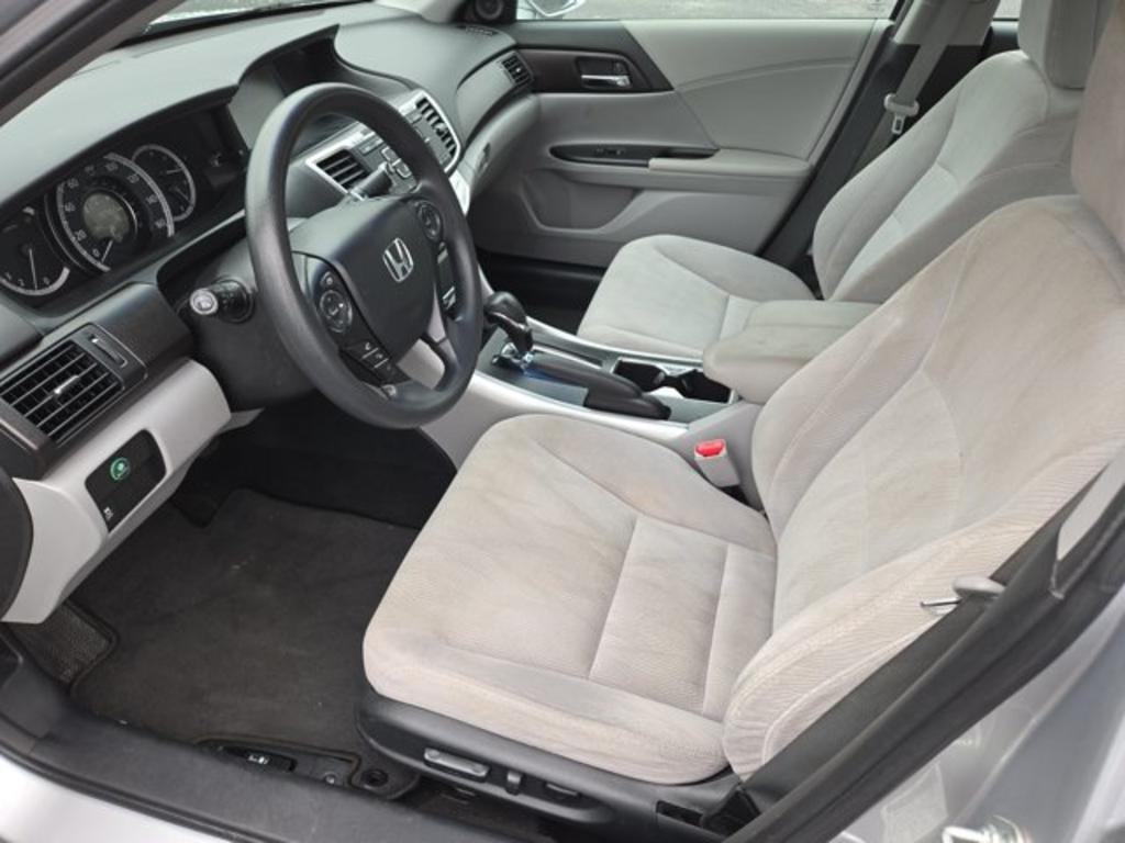 2013 Honda Accord EX - Photo 13