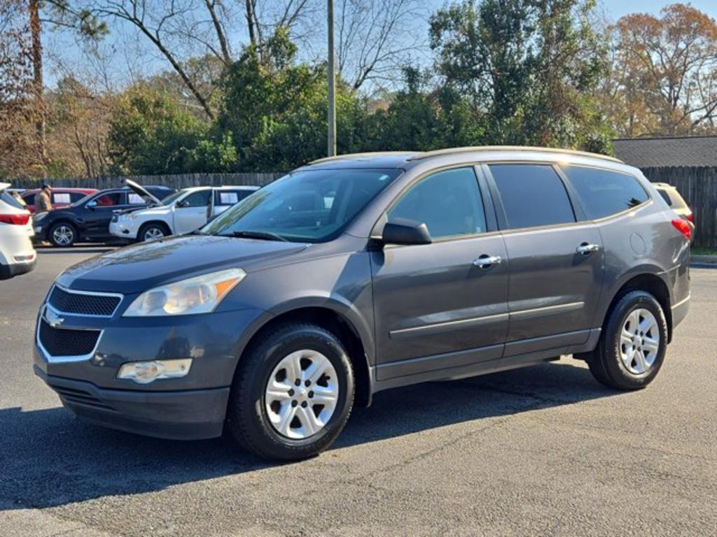 2011 Chevrolet Traverse LS's photo