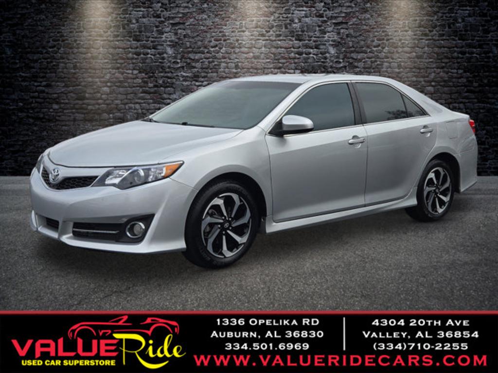 2013 Toyota Camry's photo