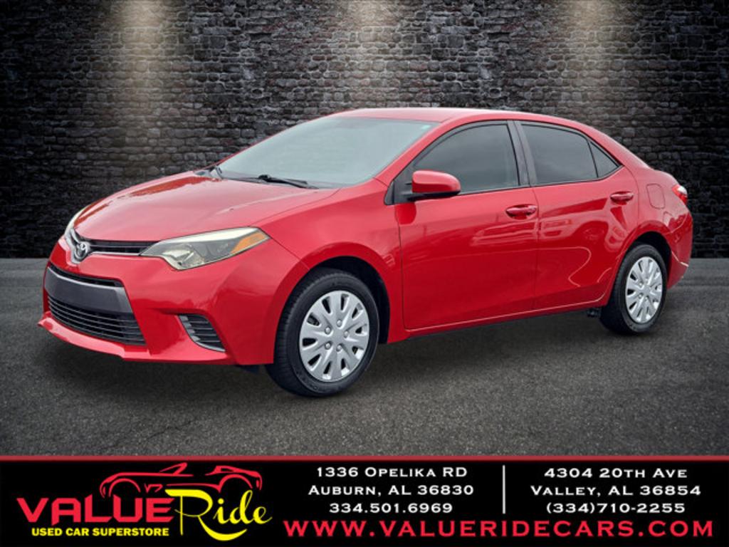 2015 Toyota Corolla LE's photo