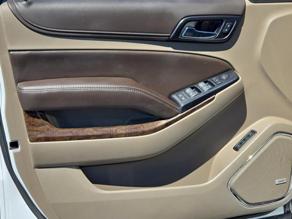 2018 Chevrolet Tahoe LT - Photo 11