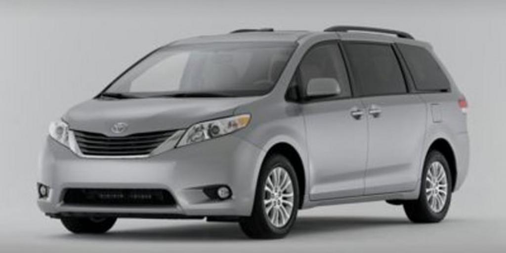 2014 Toyota Sienna LE