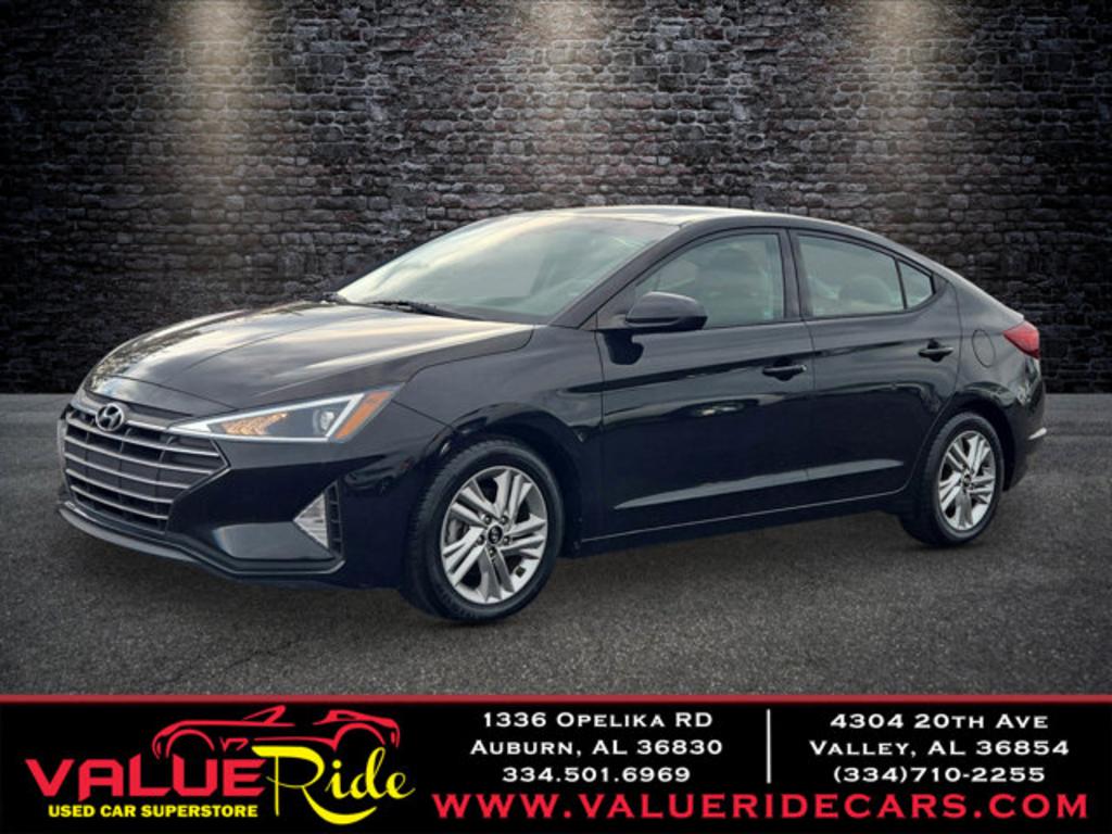 2020 Hyundai Elantra SEL's photo