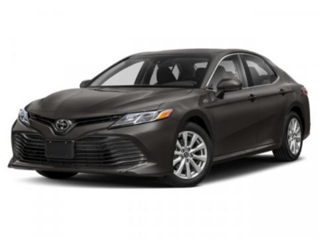 2018 Toyota Camry LE's photo