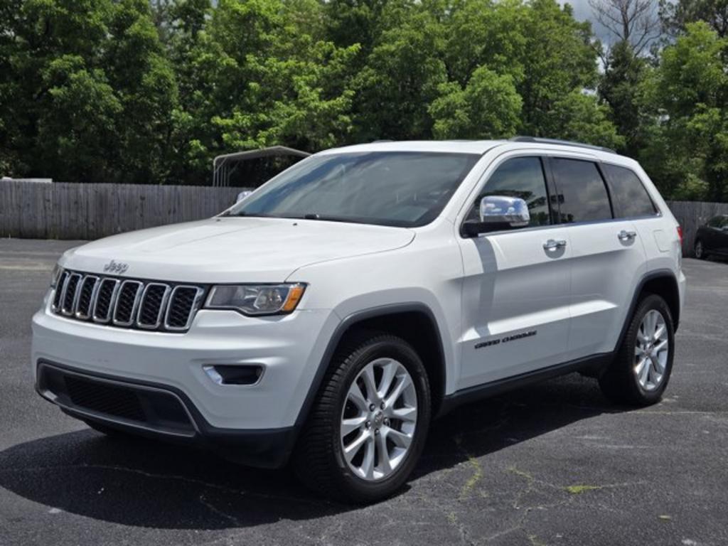 2017 Jeep Grand Cherokee Limited's photo