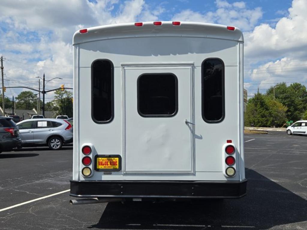 2010 Ford Econoline - Photo 8