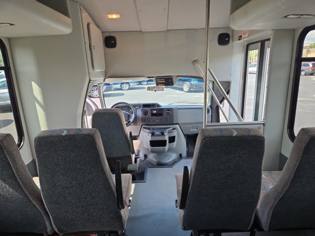 2010 Ford Econoline - Photo 17