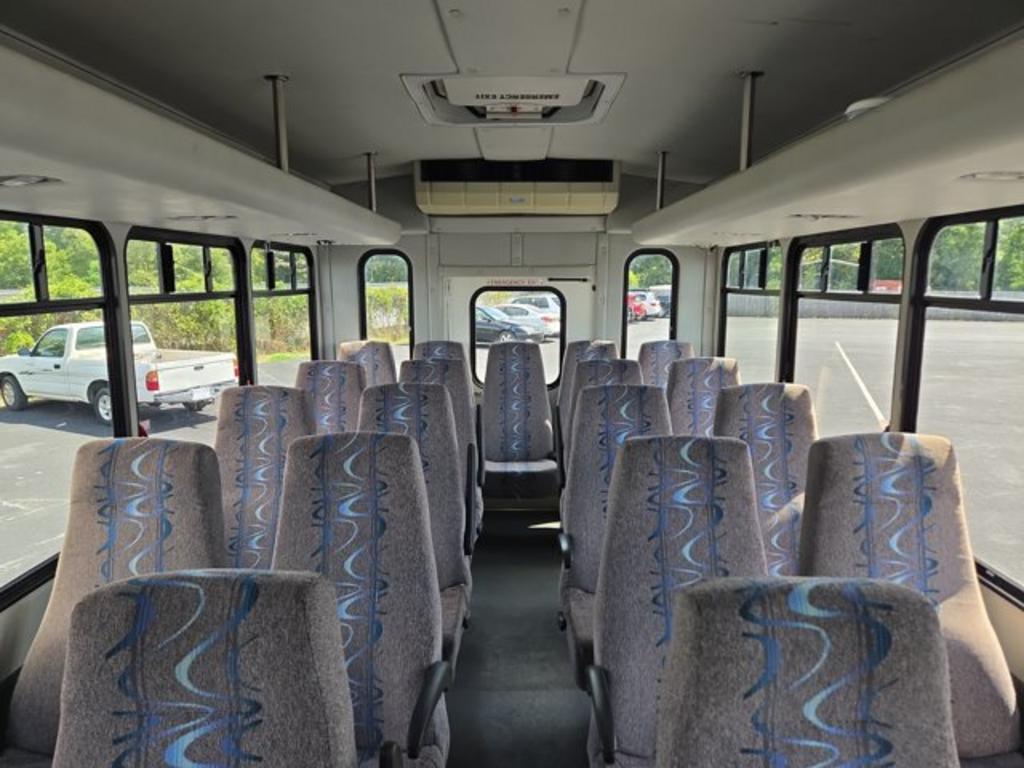 2010 Ford Econoline - Photo 16