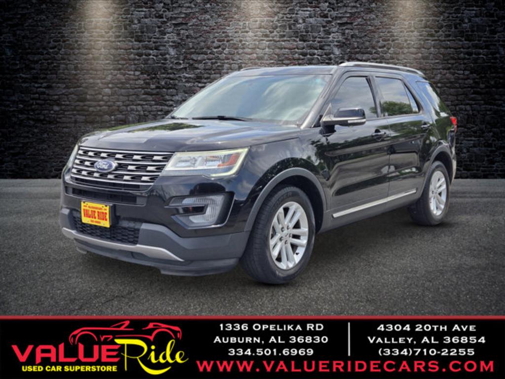 2017 Ford Explorer XLT FWD's photo