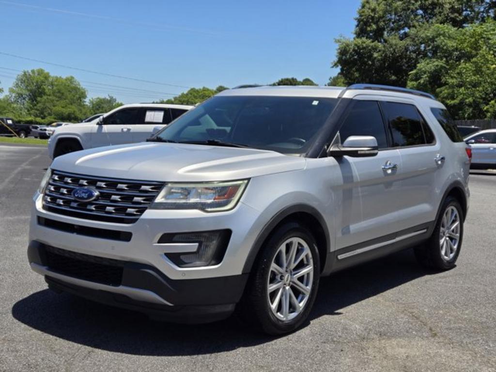 2017 Ford Explorer Limited FWD's photo
